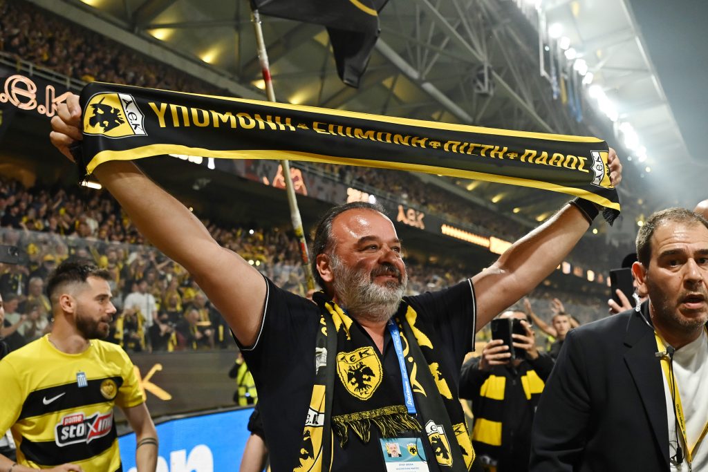 “Κιτρινόμαυρη” παράνοια, κόσμος και ομάδα-ένα πανηγυρίζουν την κατάκτηση του πρωταθλήματος (pictures)