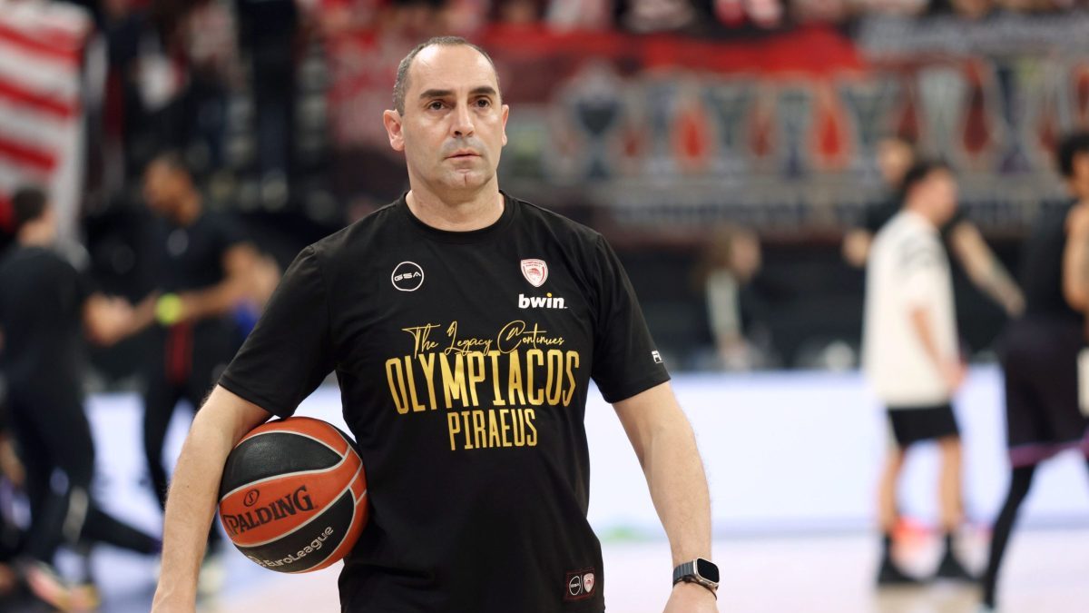 Καλαμπόκης: «Δικαίωση του τρόπου λειτουργίας και του μοντέλου του Ολυμπιακού»