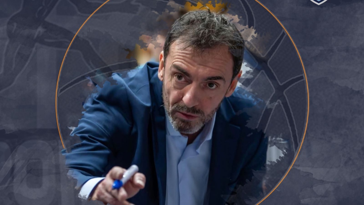 Συνεχίζει με Γιάννη Μάνο ο Κόροιβος Αμαλιάδας