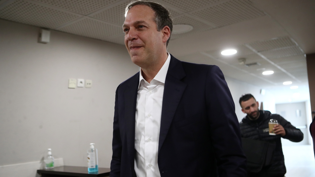 Η άφιξη του Μιχάλη Μελή στο Υπουργείο Αθλητισμού (video)