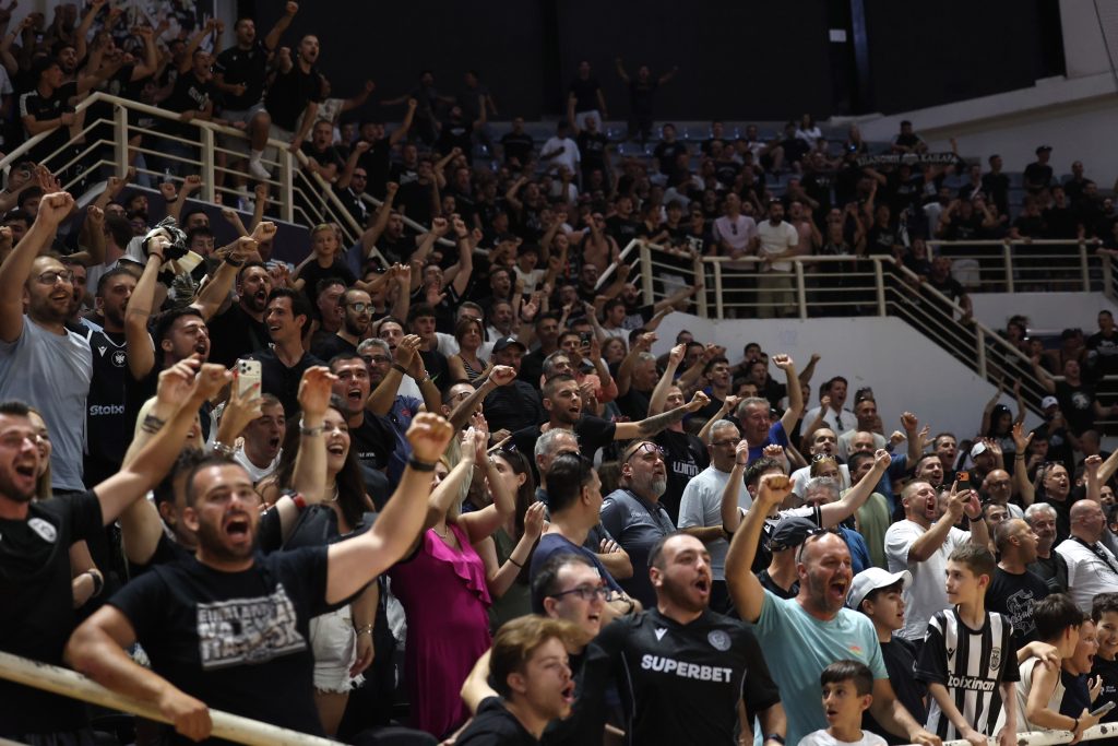 Ο κόσμος του ΠΑΟΚ αποθέωσε τον Όσμαν (pics)