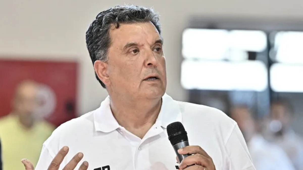 Αγγέλου: «Αυτό που προσπαθούμε να φτιάξουμε στον Αστέρα Αλιβερίου είναι πάνω από ονόματα»