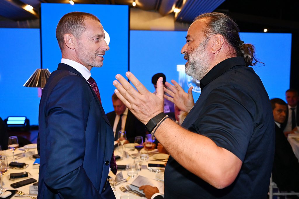 Λαμπρή γιορτή για τα 100 χρόνια της ΕΠΟ