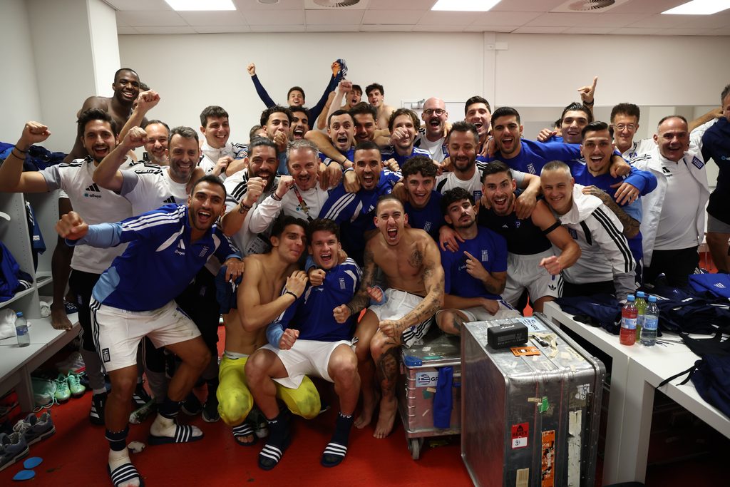 Το πάρτι από τα γαλανόλευκα αποδυτήρια (pics)