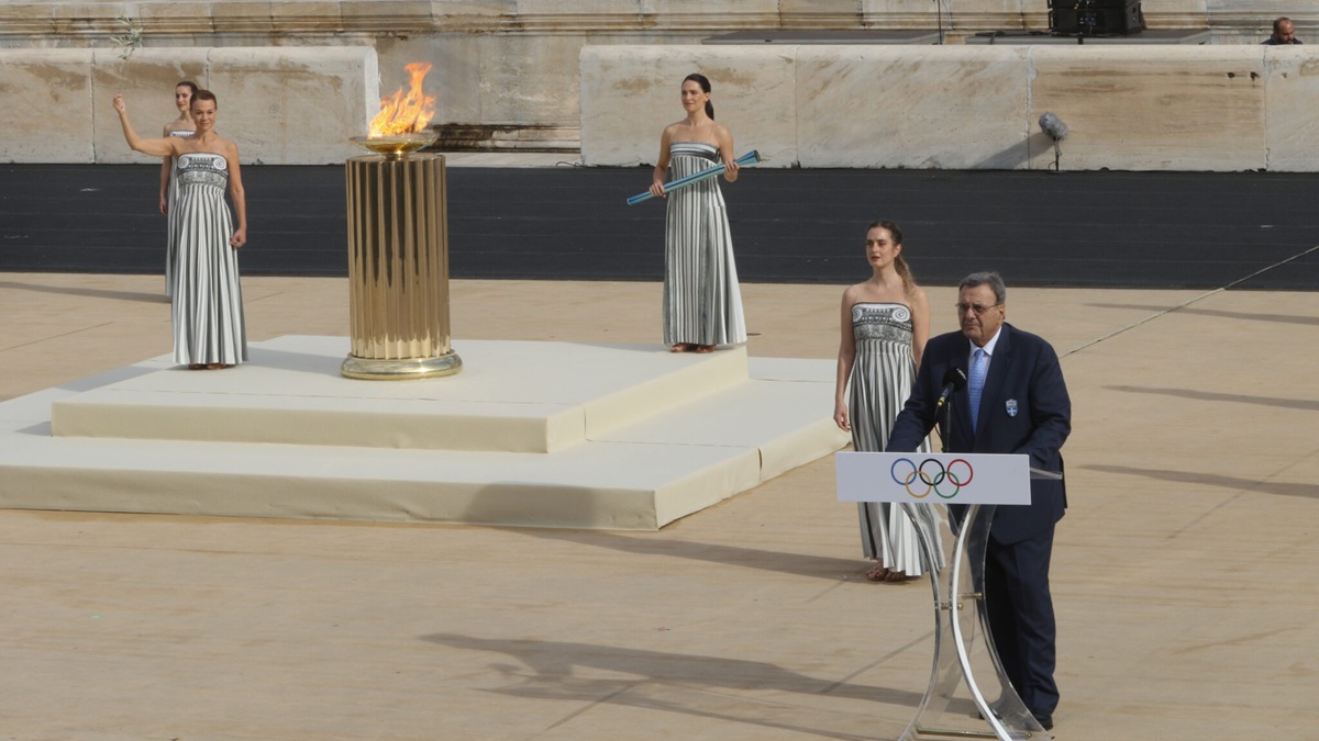 Στο Παναθηναϊκό Στάδιο η Τελετή Αφής και Παράδοσης της Φλόγας για τους Ολυμπιακούς Αγώνες Νέων «Ντακάρ 2026»