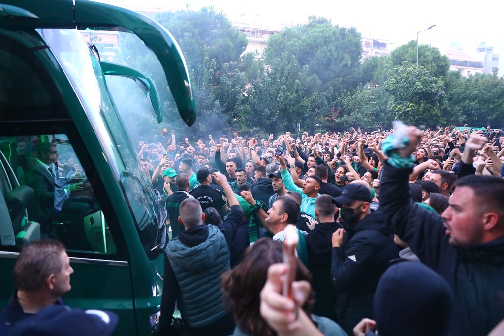 Αποθέωση στο ξενοδοχείο για τον Παναθηναϊκό πριν από το ντέρμπι με τον Ολυμπιακό (pics)