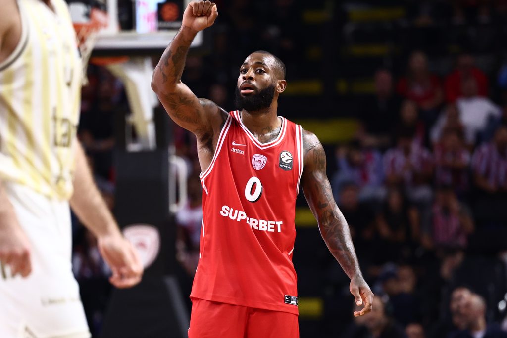Ολυμπιακός-Φενέρμπαχτσε 61-64: Πάλεψε σαν “θηρίο” αλλά λύγισε στο φινάλε