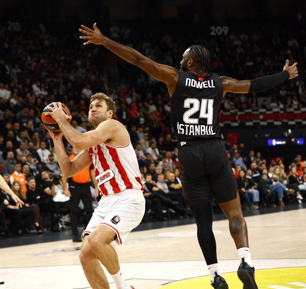 Μπεσίκτας-Ολυμπιακός 73-81: Θύμισε “Λερναία Ύδρα” και πέρασε εμφατικά από την Κωνσταντινούπολη