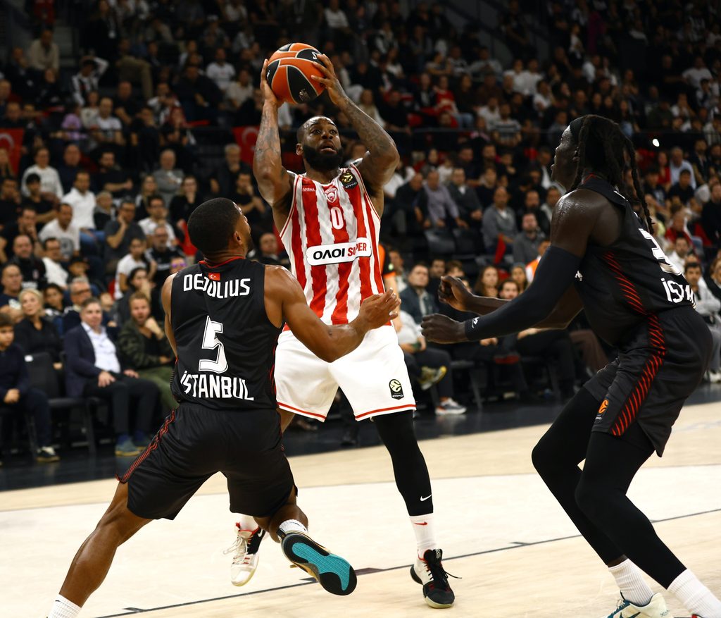 Μπεσίκτας-Ολυμπιακός 73-81: Θύμισε “Λερναία Ύδρα” και πέρασε εμφατικά από την Κωνσταντινούπολη