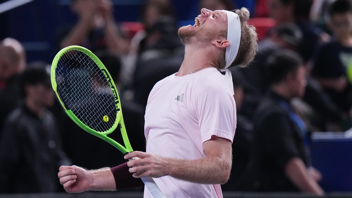 Ο Νταβίντοβιτς Φοκίνα κατέκτησε το Shanghai Masters